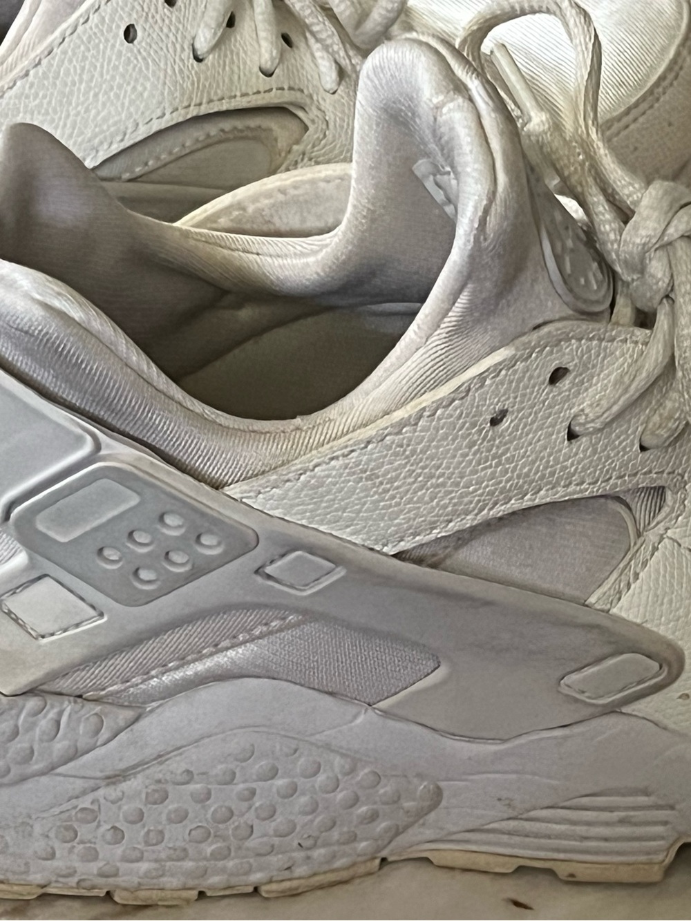 Nike Hurriaches running shoes